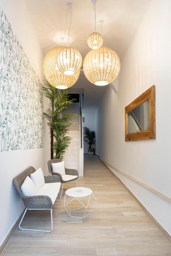 Urban Suites Sitges Apartments Exteriör bild